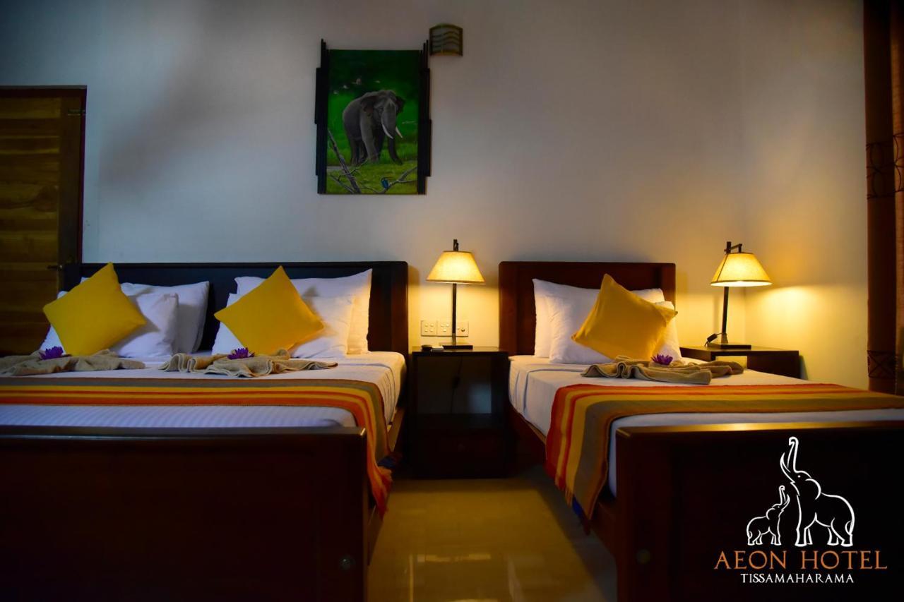 Aeon Hotel Тіссамахарама Екстер'єр фото